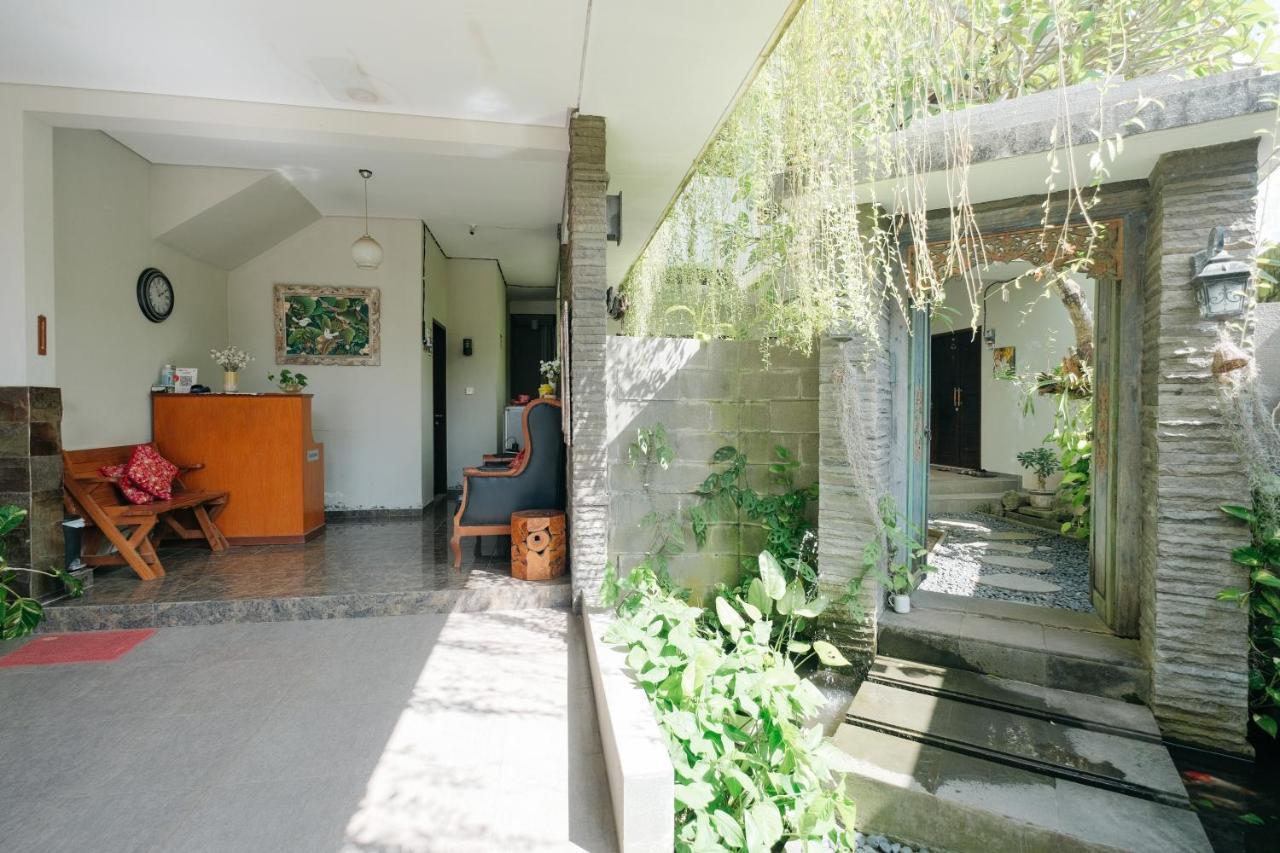 D'Tamblingan Guest House At Taman Griya Jimbaran Redpartner - Minimum Stay 30 Nights Buitenkant foto