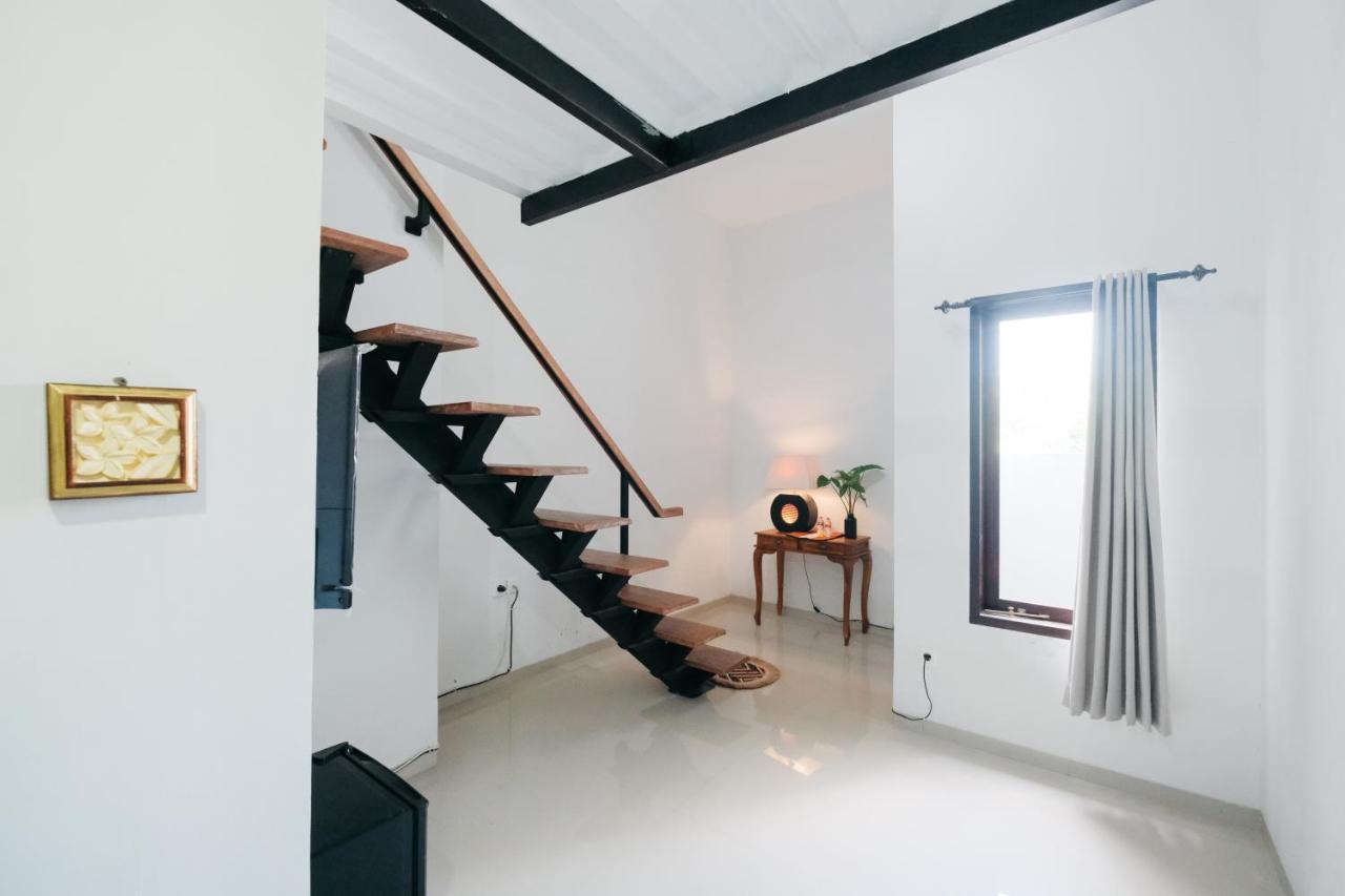 D'Tamblingan Guest House At Taman Griya Jimbaran Redpartner - Minimum Stay 30 Nights Buitenkant foto