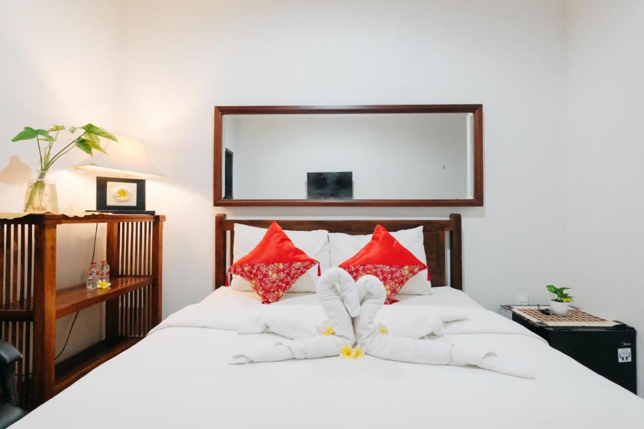 D'Tamblingan Guest House At Taman Griya Jimbaran Redpartner - Minimum Stay 30 Nights Buitenkant foto